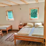 Rafting Camp Encijan Kamp alanı 3*