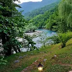 Rafting Camp Encijan Foca