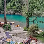 캠프장 Rafting Camp Encijan 3*