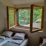 Kamp alanı Rafting Camp Encijan 3*