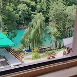 Kamp alanı Rafting Camp Encijan