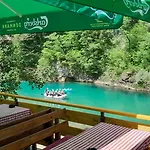 Rafting Camp Encijan Foca