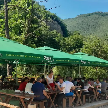 Rafting Camp Encijan Foca