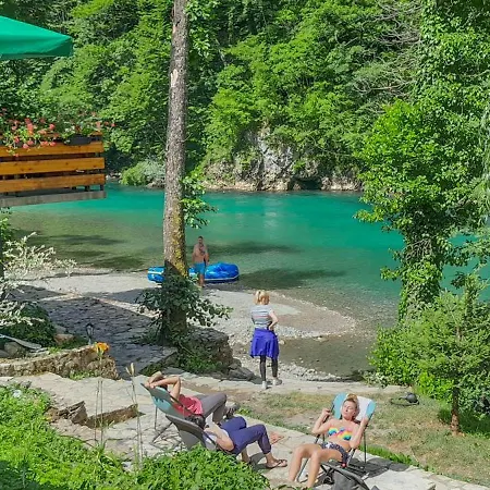 Kamp alanı Rafting Camp Encijan 3*