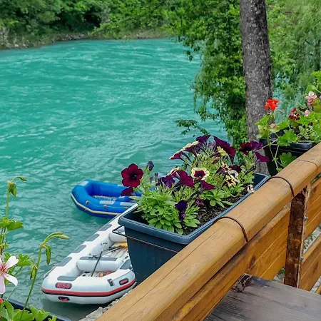 Kamp alanı Rafting Camp Encijan