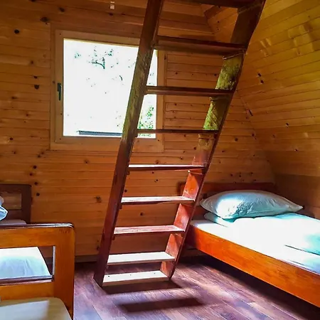 Campingplads Rafting Camp Encijan