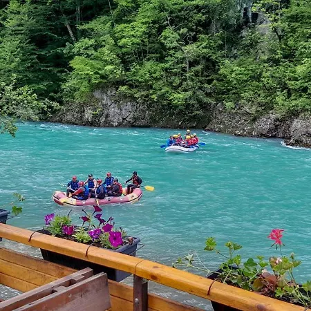 Rafting Camp Encijan 3* Foca