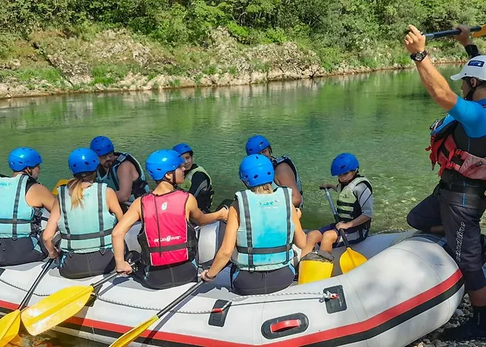 Rafting Camp Encijan Camping Foca